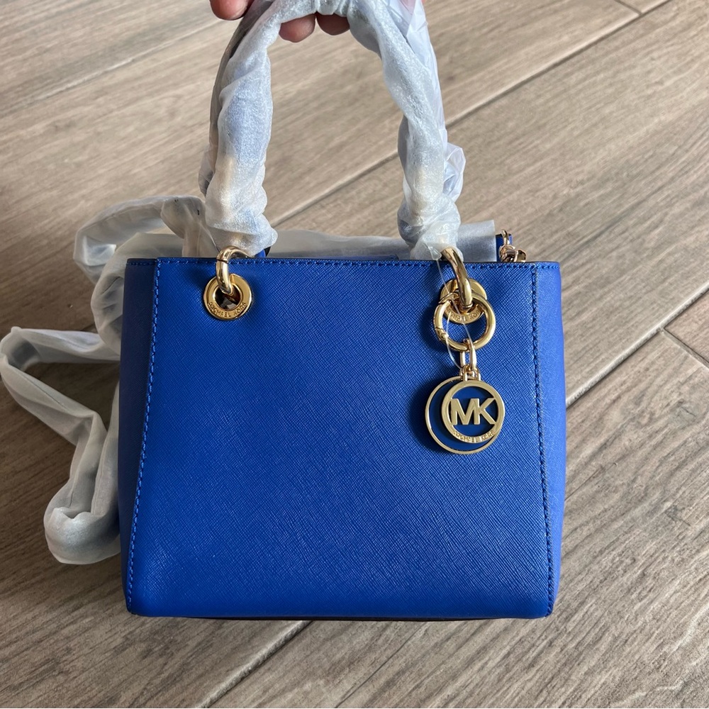 Michael Kors Cynthia Mini Satchel
